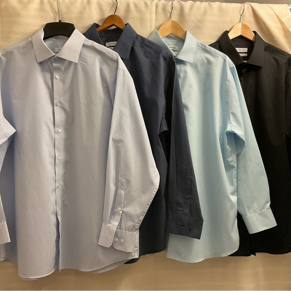 Bundle Of 4 Calvin Klein men’s dress shirts neck size 17 32/33